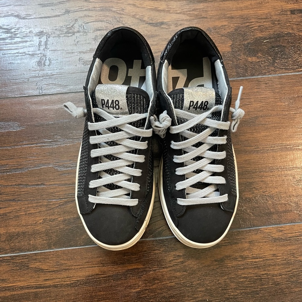 P448 Black Sneakers